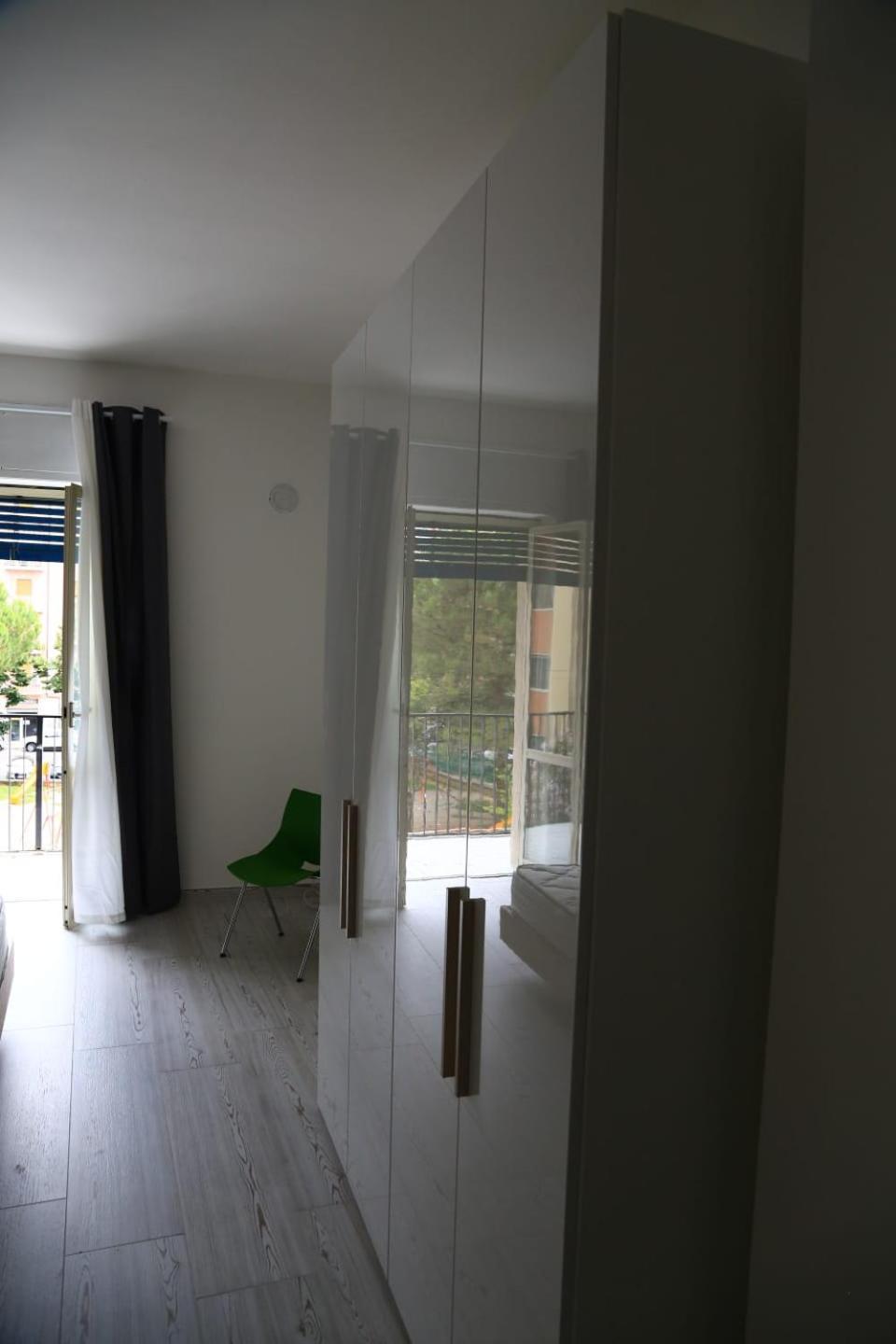 Home Mazzei Piazza Bilotti Cosenza Szoba fotó